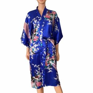 NWOT Laogudai Asian Bird Kimono Robe